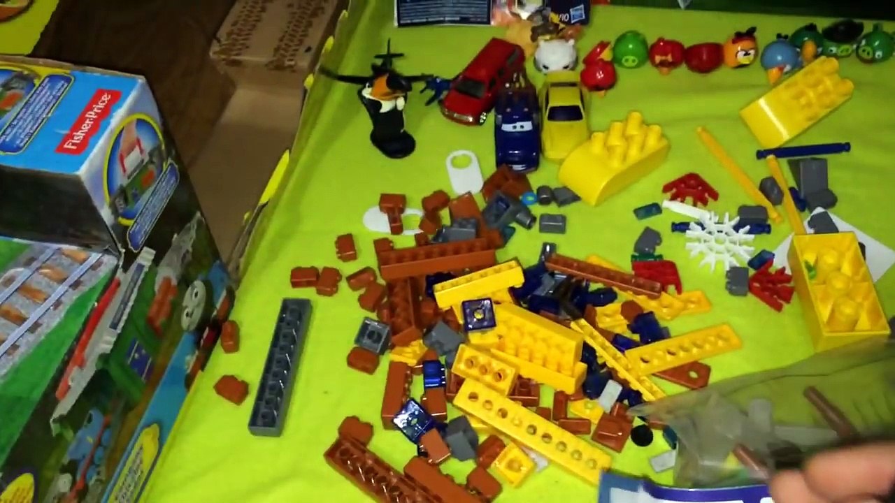 Игрушки Энгри Бёрдс,конструктор ANGRY BIRDS KNEX with birds Red,Chuck,Bomb,Pigs