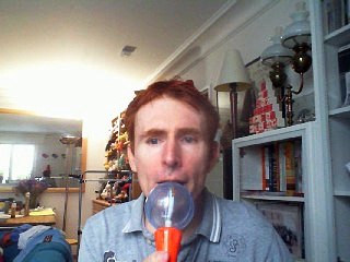 Wiwi égratigne "bad of the heart" de George Lamond