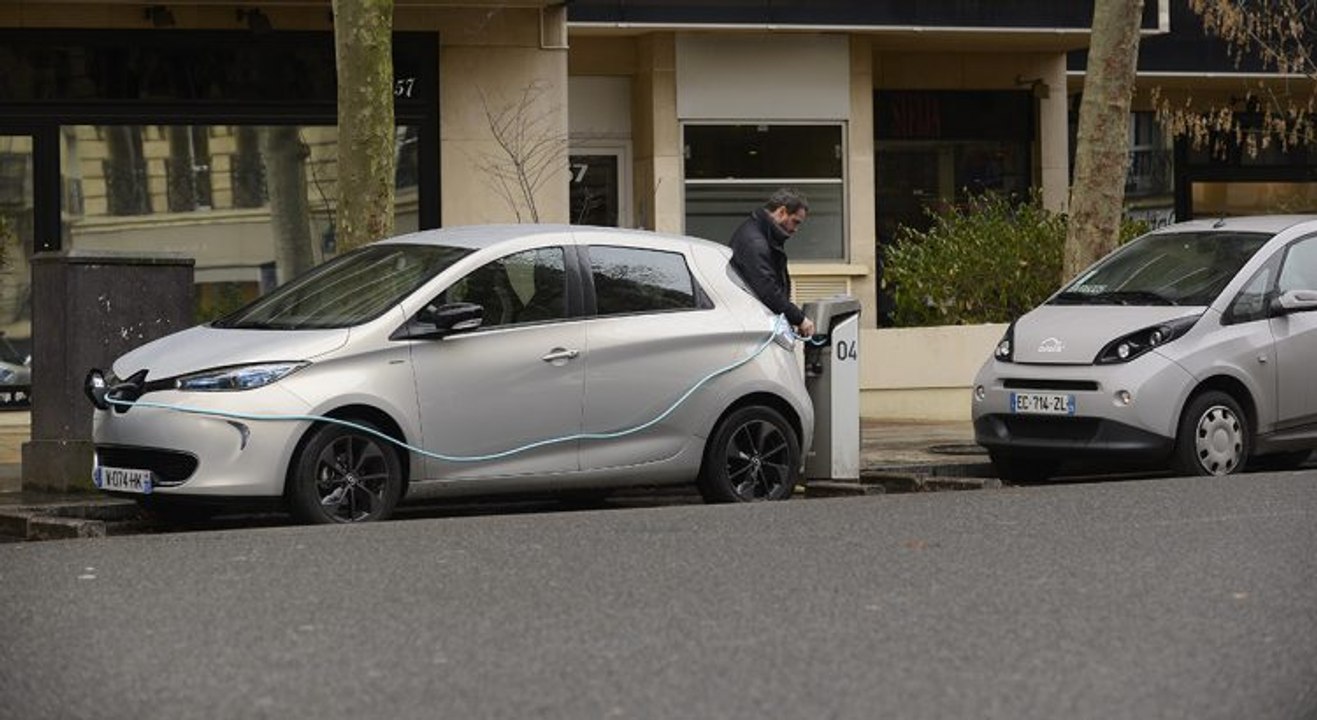 Voiture électrique [TEST 10 JOURS] : vraiment une bonne idée en ville ? (Renault Zoe/Autolib)