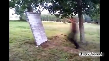 Приколы с людьми  В поле и не такое бывает