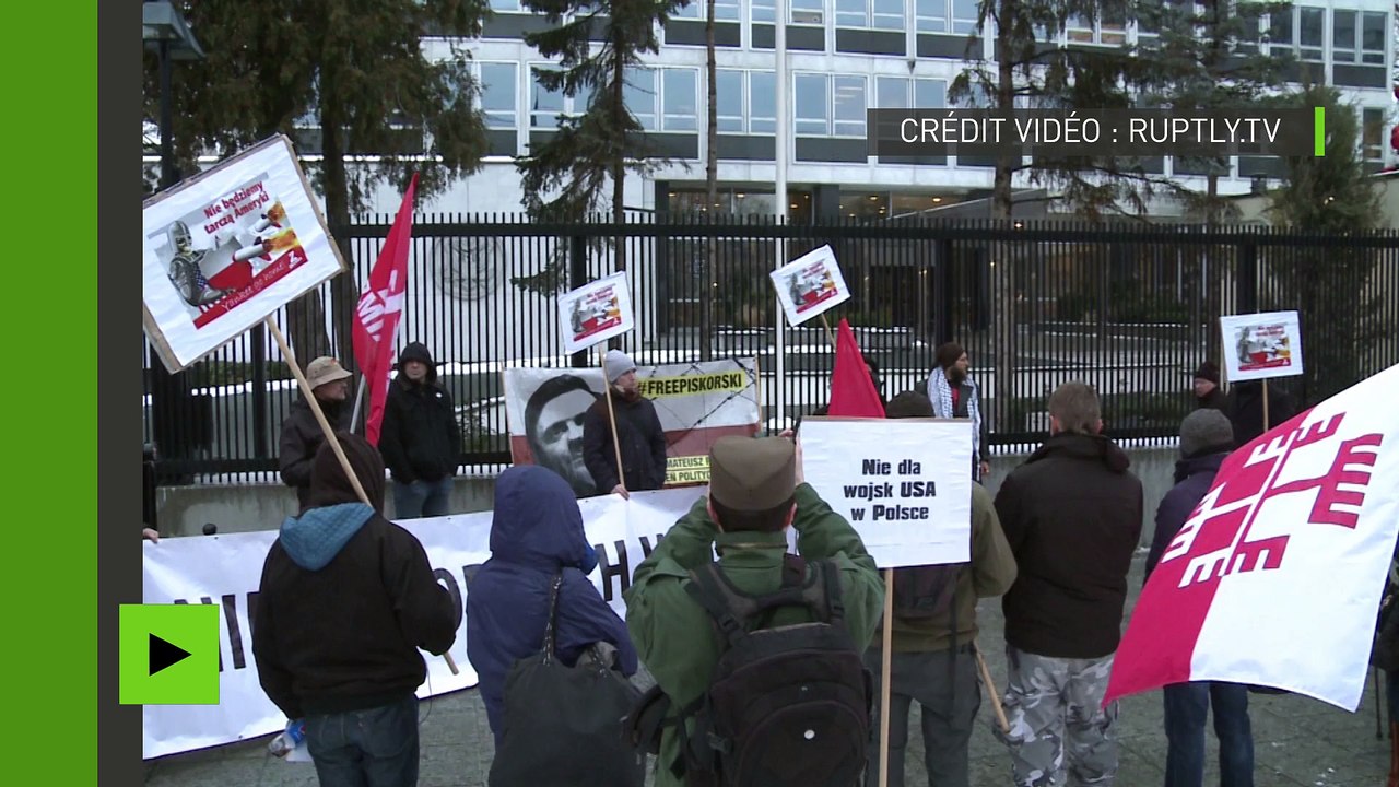 «Les USA sont l’empire du mal» : manifestation contre la présence militaire américaine à Varsovie