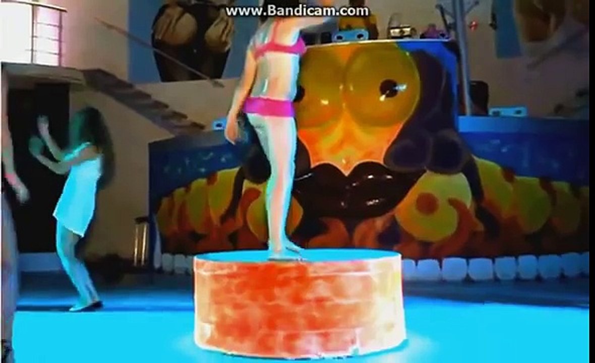 А у девчонок ветерок