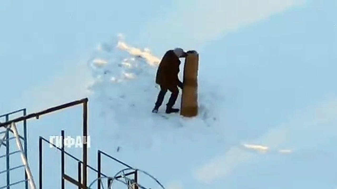 Как нужно выбивать ковёр