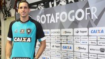 Gatito Fernández chega ao Botafogo e analisa chances do clube na Libertadores