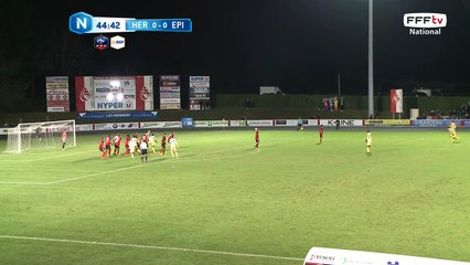 Belle intervention sur un coup franc combiné