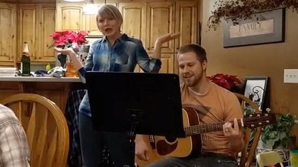Couple&apos;s Dorky &apos;Gender Reveal&apos; Song Keeps Family Guessing