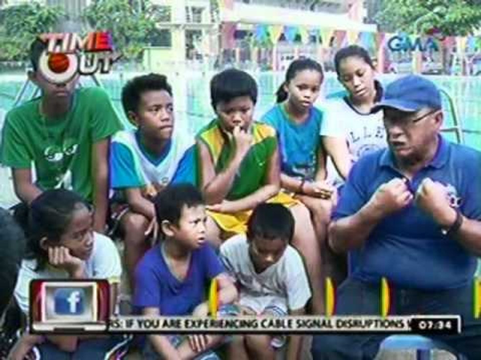 Ilang bata sa floodway, binigyan ng scholarship sa swimming dahil sa kanilang pagpupursige