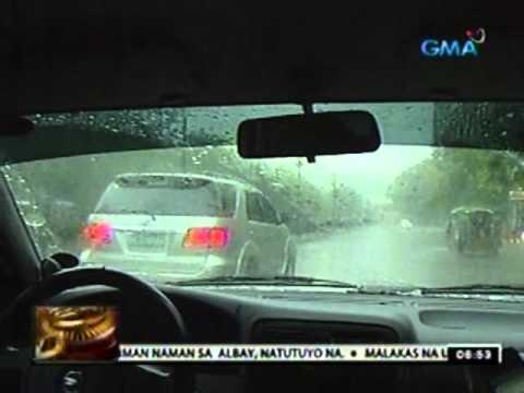 24 Oras: Ilang taga-Metro Manila, natuwa at nabigla sa malakas na ulan kaninang hapon