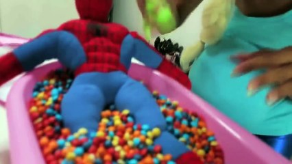 PREGNANT FROZEN ELSA & SPIDERMAN vs MALEFICENT! TWIN BABIES w:/ Spiderbaby, Spidergirl & Kidnapped