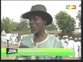 Le Président IBK a été intronisé Roi de Mahou pour avoir désenclavé la localité de Mahou.