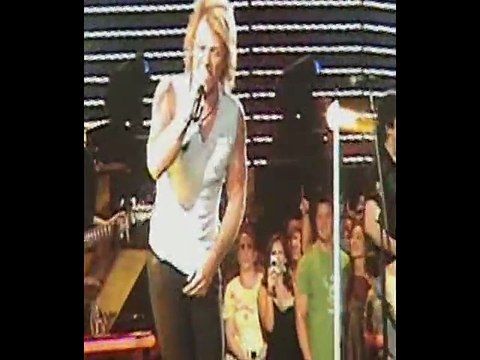 Bon Jovi - Bad Medicine_Shout - Giants Stadium 2006 Night 2