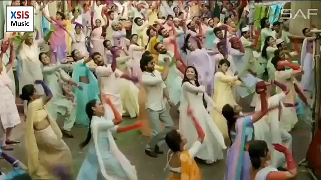 Mere Rashke Qamar - Raees - Ft. Shahrukh Khan - Mahira Khan and Sunny Leone