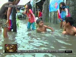24 Oras: Klase sa ilang bayan sa Bulacan, sinuspinde dahil sa baha