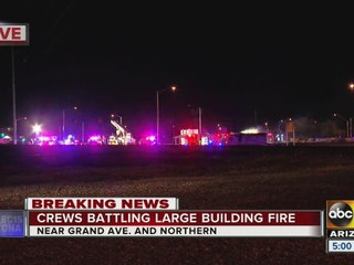 Crews battling large building fire in Glendale