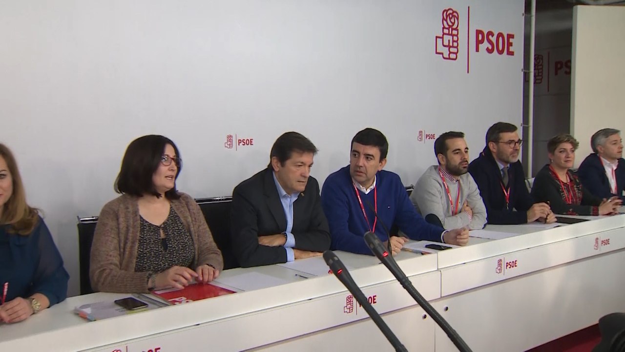 La Gestora del PSOE propone Congreso en junio