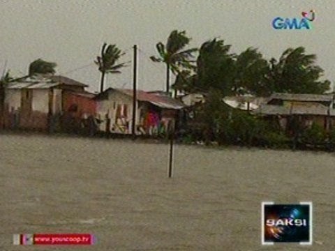 Saksi: Malakas na ulan at hangin ngayong gabi, muling nagdulot ng pangamba sa mga residente