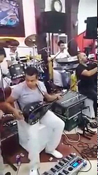 Muharrem AhmetiErvin GonxhiAdi Sybardhindrrojne instrumentat