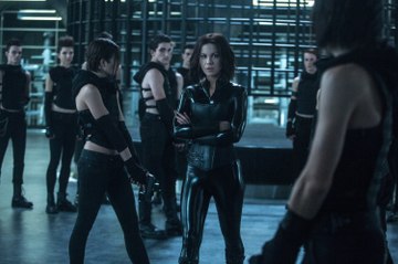 Underworld: Blood Wars (2016)