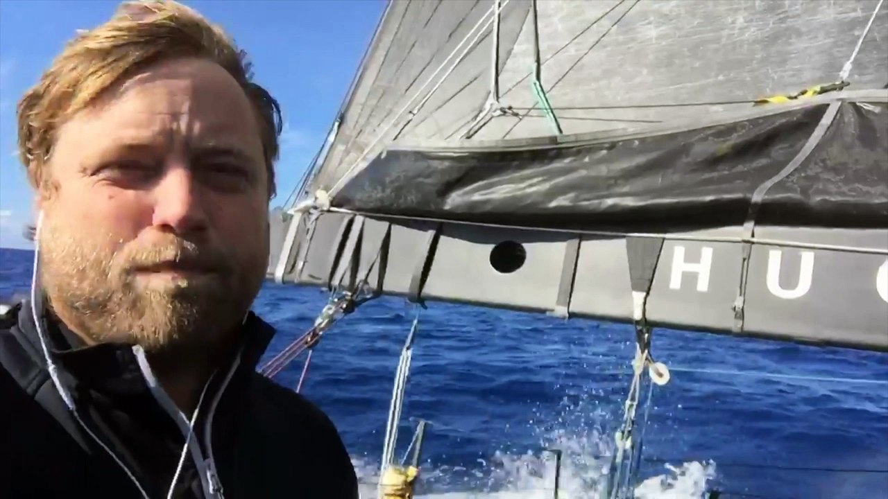 D69 : Images from Alex Thomson / Vendée Globe