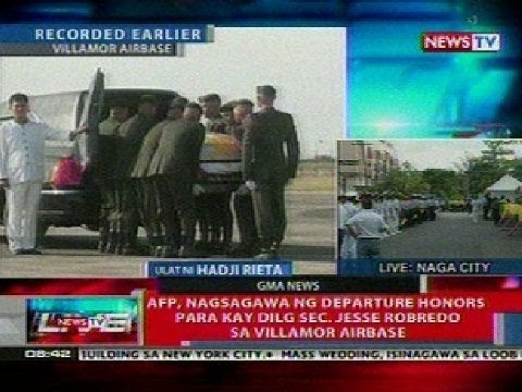 NTL: AFP, nagsasagawa ng departure honors para kay Sec. Robredo sa Villamor Airbase