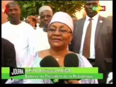 Inauguration du Centre de Santé Nelson Mandela par la 1ere Dame à Kanadjiguila.