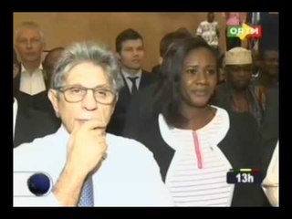 La proclamation des résultats de l’élection présidentielle des Etats Unis suivie par plusieurs per