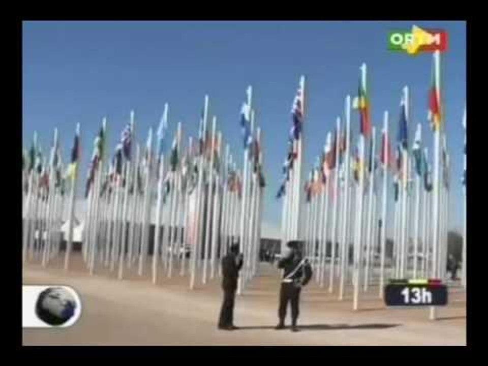 Le président IBK est accueilli par le ministre marocain plan à son arrivée à Marrakech