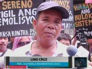Saksi: Ilang residente ng Guatemala Compound, sumugod sa SC para hilinging ipatigil ang demolisyon