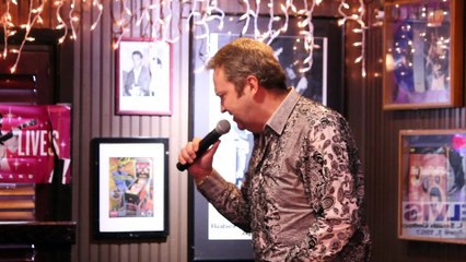 Colin Paul sings 'True Love Travels On A Gravel Road' Marlowes Jan 8 2017