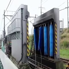 Japan Vs India: Train Wash - Who Wins