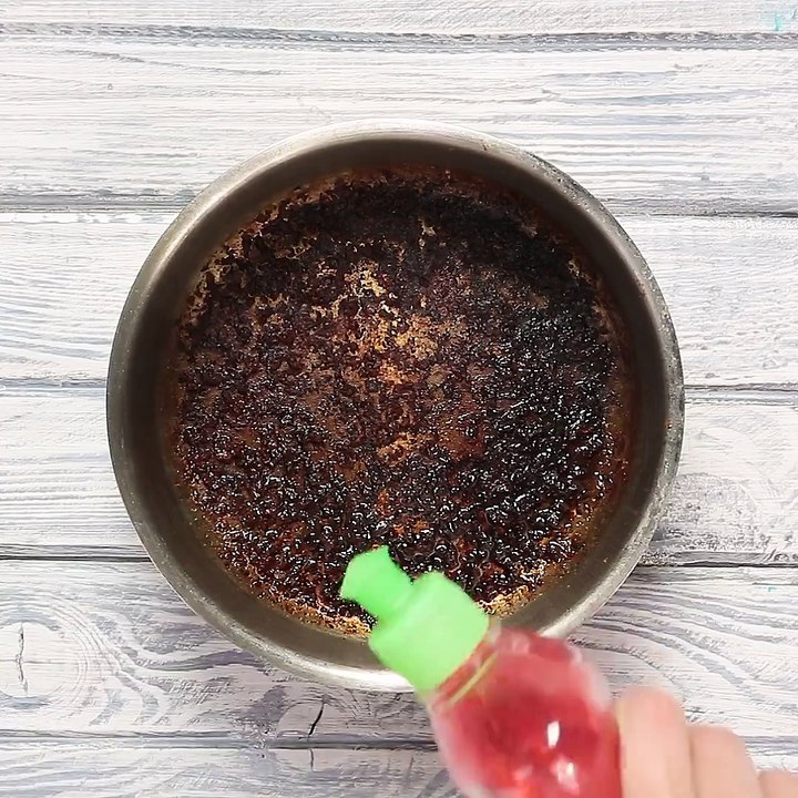 Comment récupérer ta casserole bien cramée... Tuto sympa