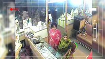 Gang of Women Stealing Gold From Jewellery Shop