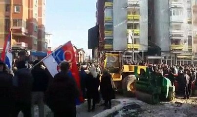 Ka nisur protesta e veriorëve në kundërshtim të prezencës se ROSU-s atje