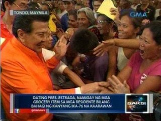 Dating Pres. Estrada, namigay ng grocery items sa mga taga-Tondo sa kanyang ika-76 na kaarawan