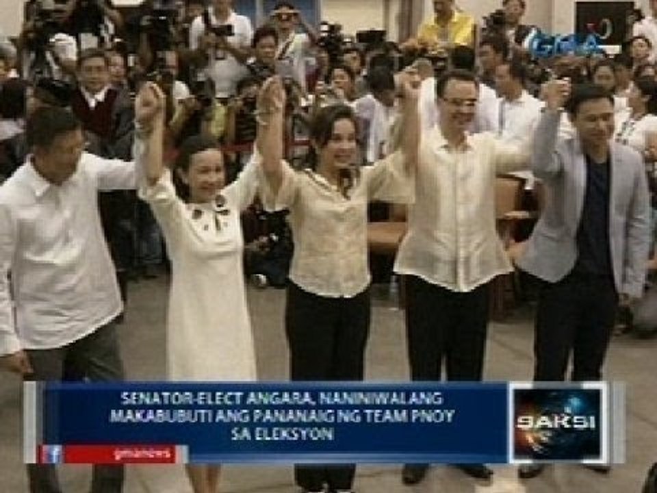 Grace Poe, dinalaw ang puntod ni FPJ kasama ang inang si Susan Roces at anak na si Bryan