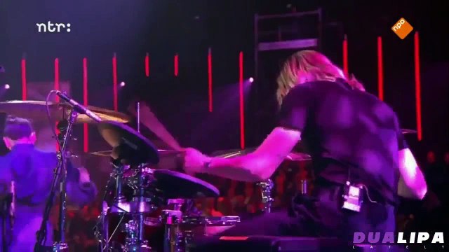 Dua Lipa - Be The One / Receive European Border Breakers Award