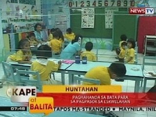 Скачать видео: KB: Huntahan: Anong edad dapat ipasok ang mga bata sa paaralan?