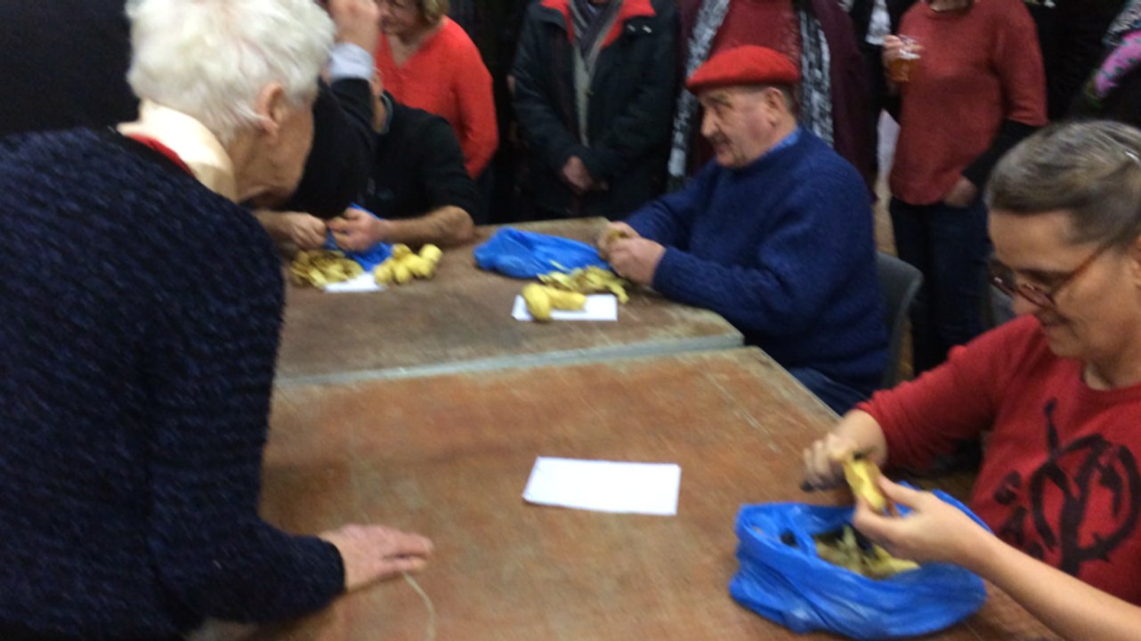 Concours d'épluchage de patates