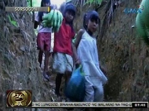 Magkakapatid na babae, sumusuong sa tatlong bundok at 12 sapa para makapasok