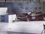 1999 Audi A6 moderate overlap IIHS crash test