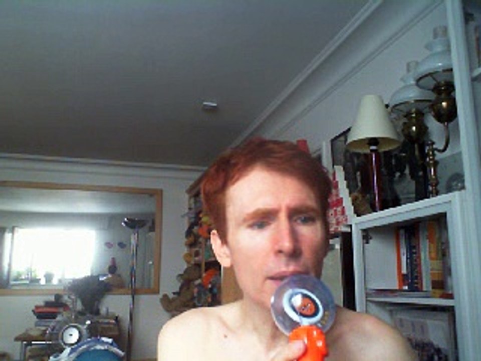 Wiwi égratigne "homme autonome" de Damien Robitaille