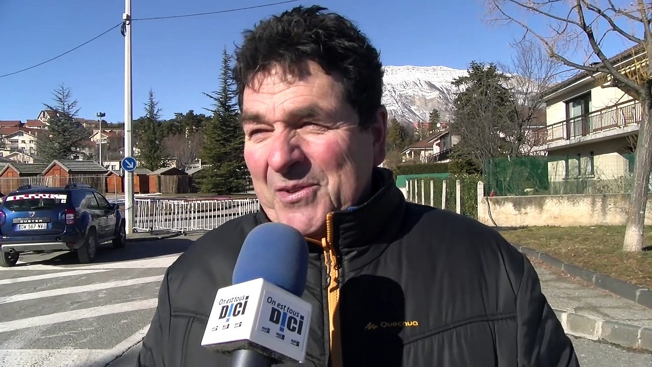 Rallye de Monte Carlo : Les curieux visitent le pars d'assistance à Gap