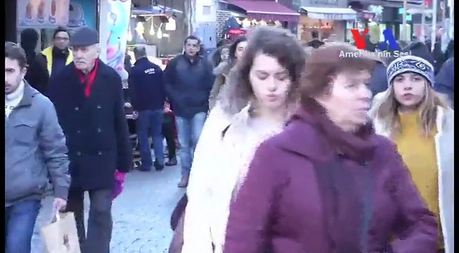 Türkiye'de Döviz Kurlarındaki Artış Vatandaşı Nasıl Etkiliyor?