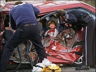 Accident de voiture mortel en direct - Caméra de surveillance [Sécurité] partie 22