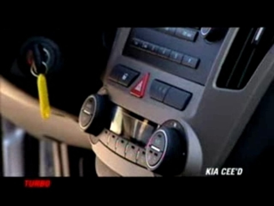 Peugeot 307 Vs Kia Cee'D