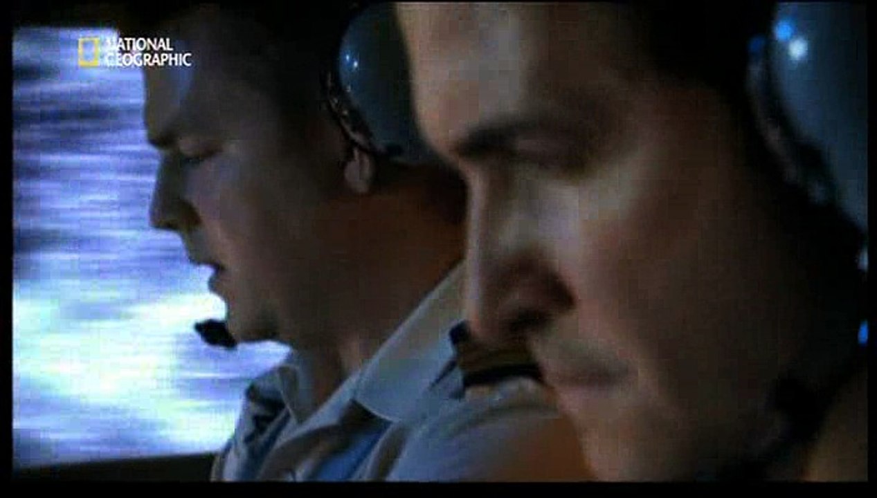Alarm im Cockpit  S04E02 - Sturzflug aus den Wolken