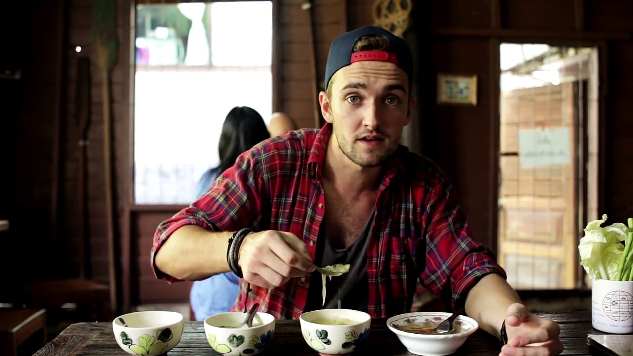 ขนมไทย vs ฝรั่ง ( Try Thai sweet ) ••EAT IT ALL EP.6 ••