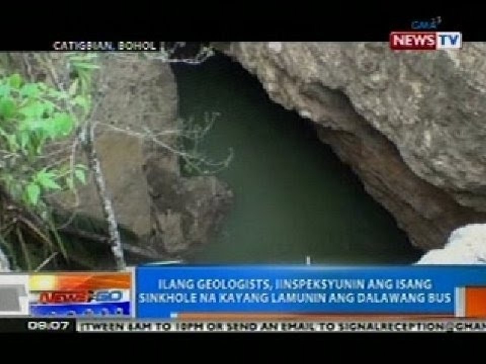 Ilang geologists, iinspeksyunin ang isang sinkhole na kayang lamunin ang dalawang bus