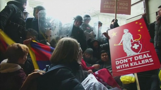 Protestos de ativistas pró Tibete marcam visita de Xi Jinping à Suiça