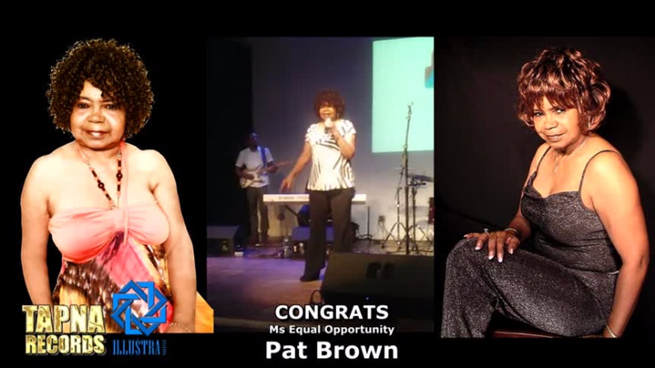 Recording Artist, Pat Brown accepting the Jackson Indie Music ICON Award - V-Wurld TV Multi-Media
